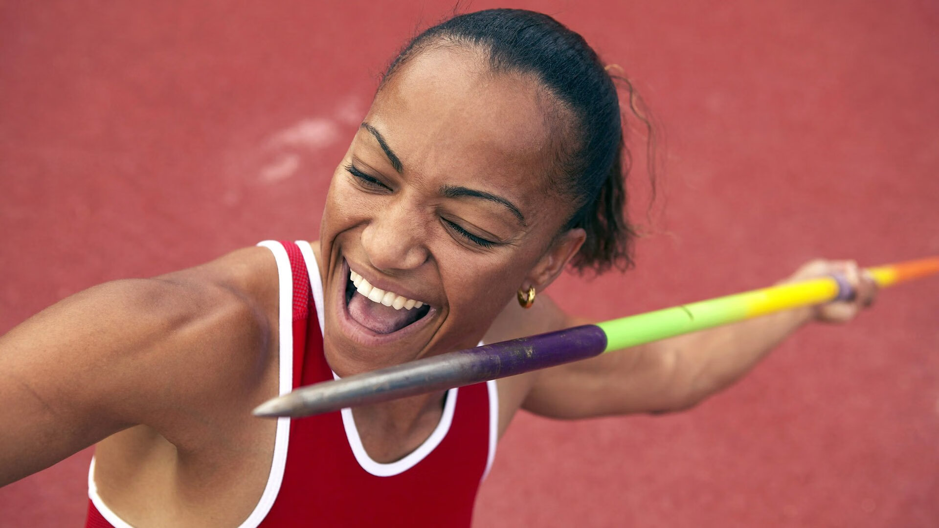 帕尔默末节风暴，秘鲁逆转突尼斯，篮球场上的文明对话